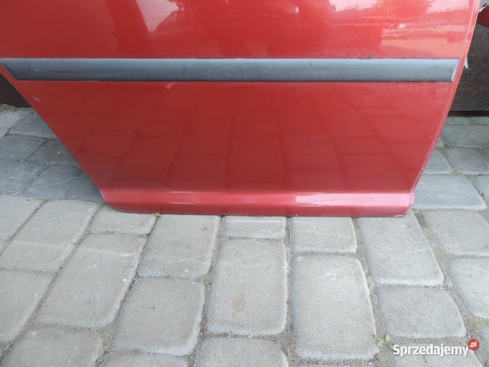 VOLKSWAGEN GOLF IV 5D DRZWI PRAWY TYŁ LC3K Rok produkcji 2001