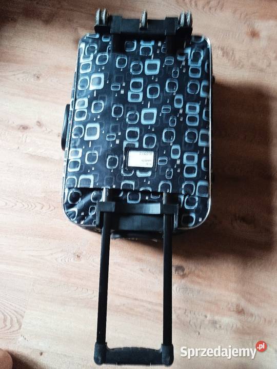 Walizka kabinowa na kółkach Walizki, torby, gąbki