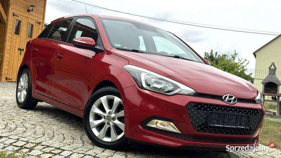 Hyundai i20 125 Benzyna 85 z Niemiec Nowe opony światła do jazdy dziennej Strzegom