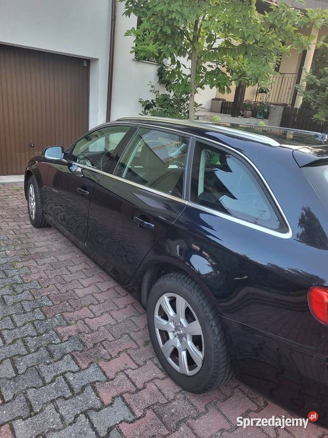 Audi A4 20 TDI kombi Rok produkcji 2011