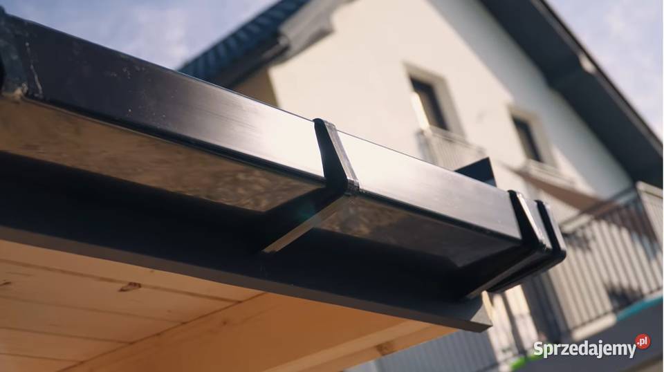 Krop uchwyt doczołowy rynny kwadratowej 135 PVC