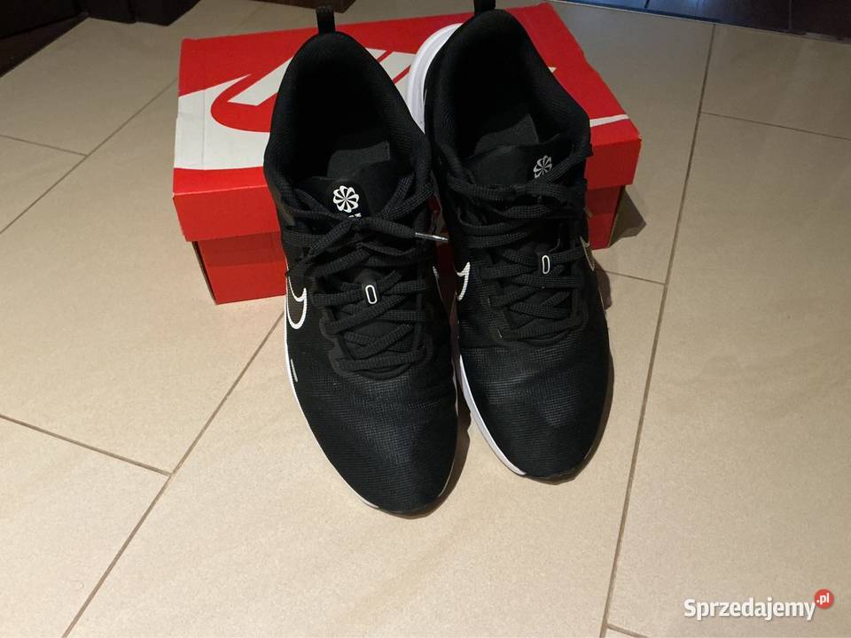 Buty Sportowe Męskie Czarno Białe Nike 46 czarny Nowa Sól