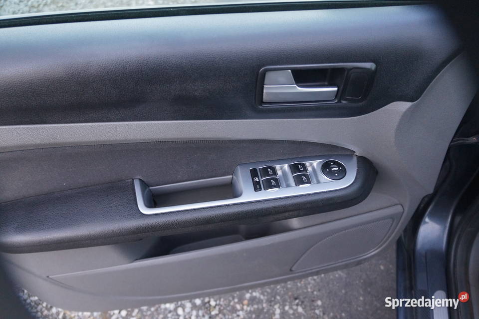 FORD FOCUS 18 BENZYNA 125 KOMBI Częstochowa