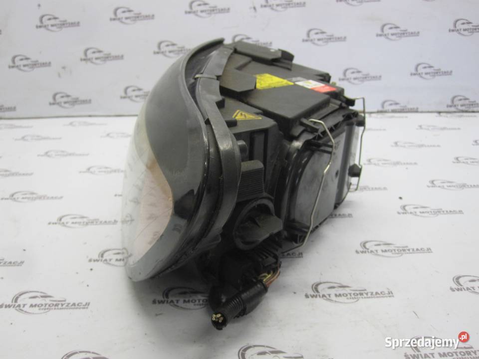 VOLVO C30 RDESIGN 07r lampa lewa przód ANGLIK osobowe Kielce sprzedam