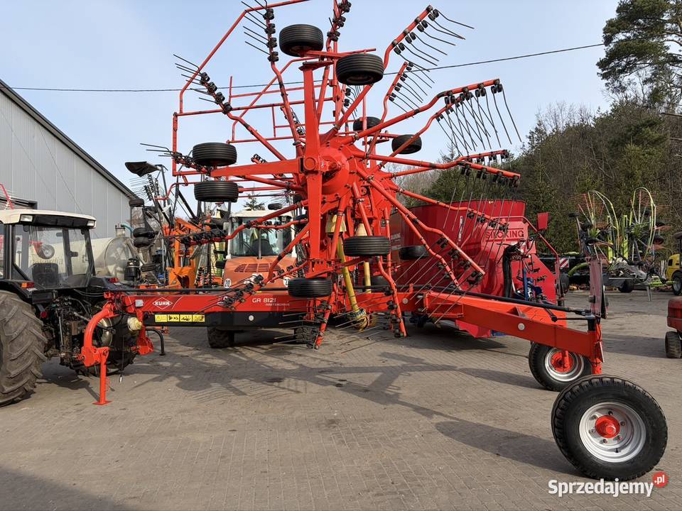 Zgrabiarka 2 karuzelowa Kuhn GA 8121 MASTERDRIVE Myszyniec