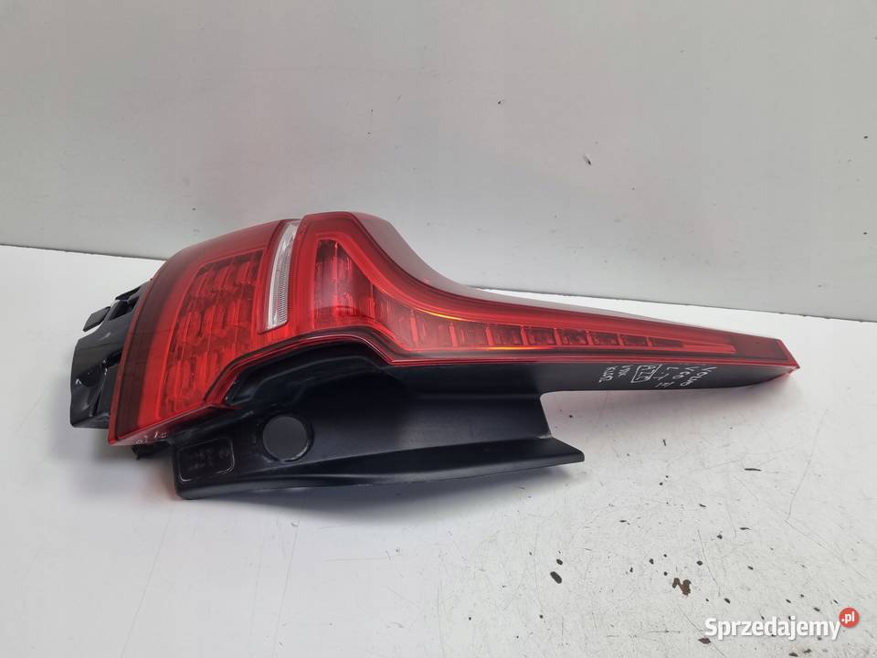 Volvo V60 II KOMBI 1823r TYLNIA TYLNA LAMPA LEWA lubelskie sprzedam