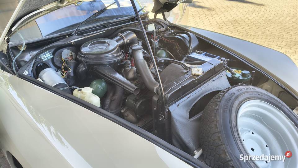 Citron DSpecial 1974 pełnej renowacji w Holandii Zgierz