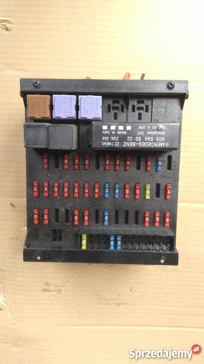 Mercedes Atego sterownik przekaźnik 0035445032 Wyposażenie wnętrza Staszów sprzedam