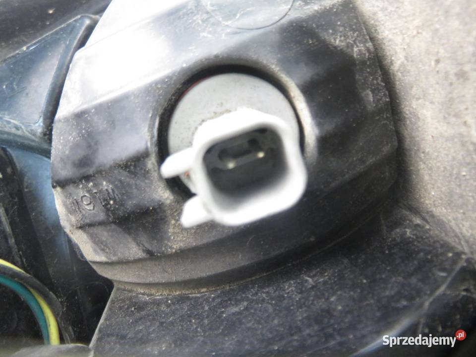 LAMPA PRAWA TYLNA DODGE CALIBER 05303752A sprzedam