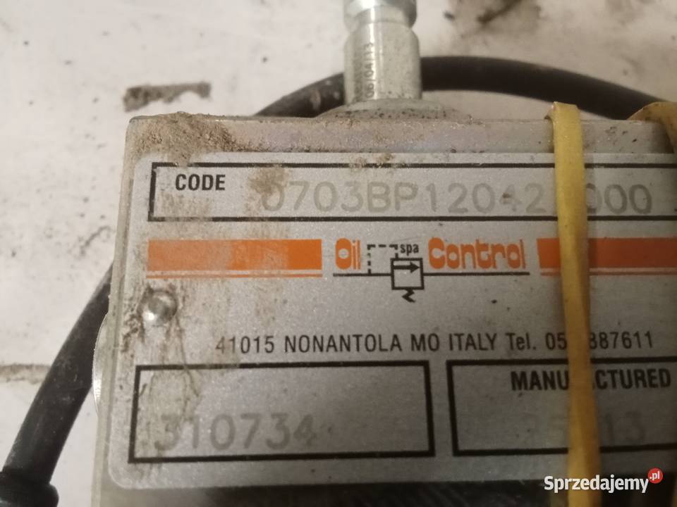 Zawór rozdzielacza 295930 Manitou MLT 741 Rudno