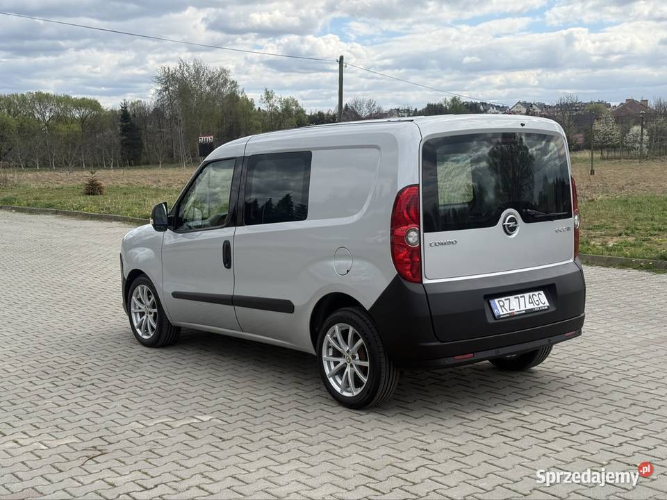Opel Combo D Fiat Doblo 16 105 6 biegowa podkarpackie Rzeszów