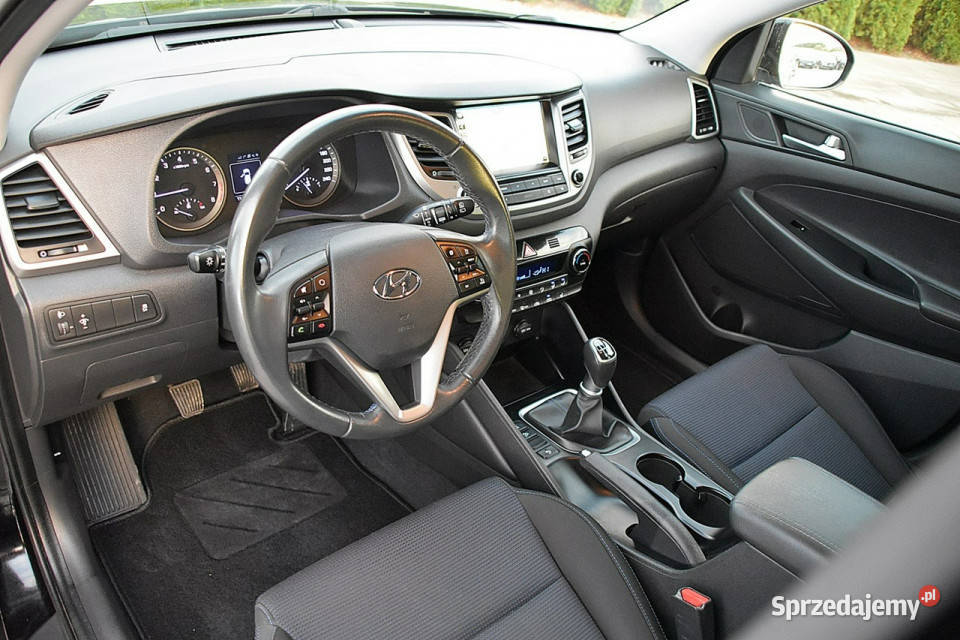 Hyundai Tucson 16TGDI 177 Led Navi Kamera serwisowany w ASO Motoryzacja mazowieckie Nowe Kucice
