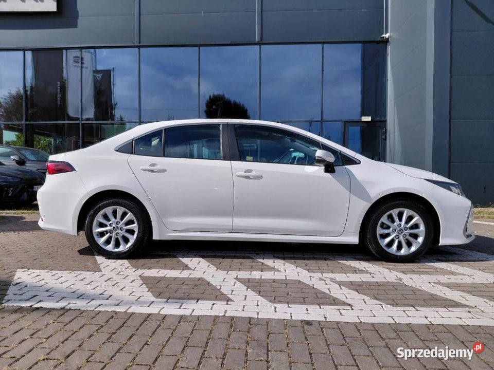 Toyota Corolla 2022r FV23 SALON KAMCOFANIA AAAC