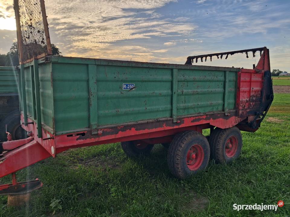 Rozrzutnik obornika 6 Ton Szumowo sprzedam
