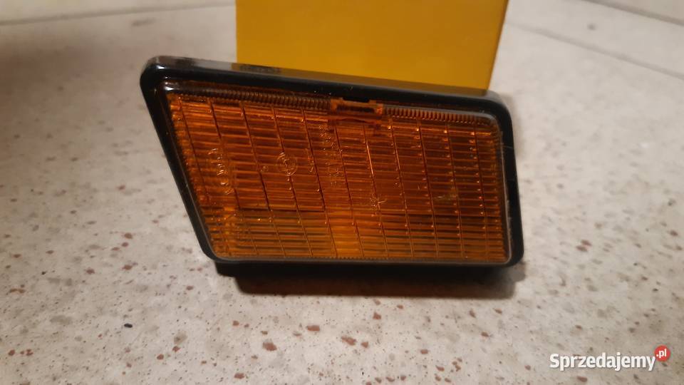 Lewy kierunkowskaz Mercedes 814 817 1320 1324 ciężarowe Częstochowa
