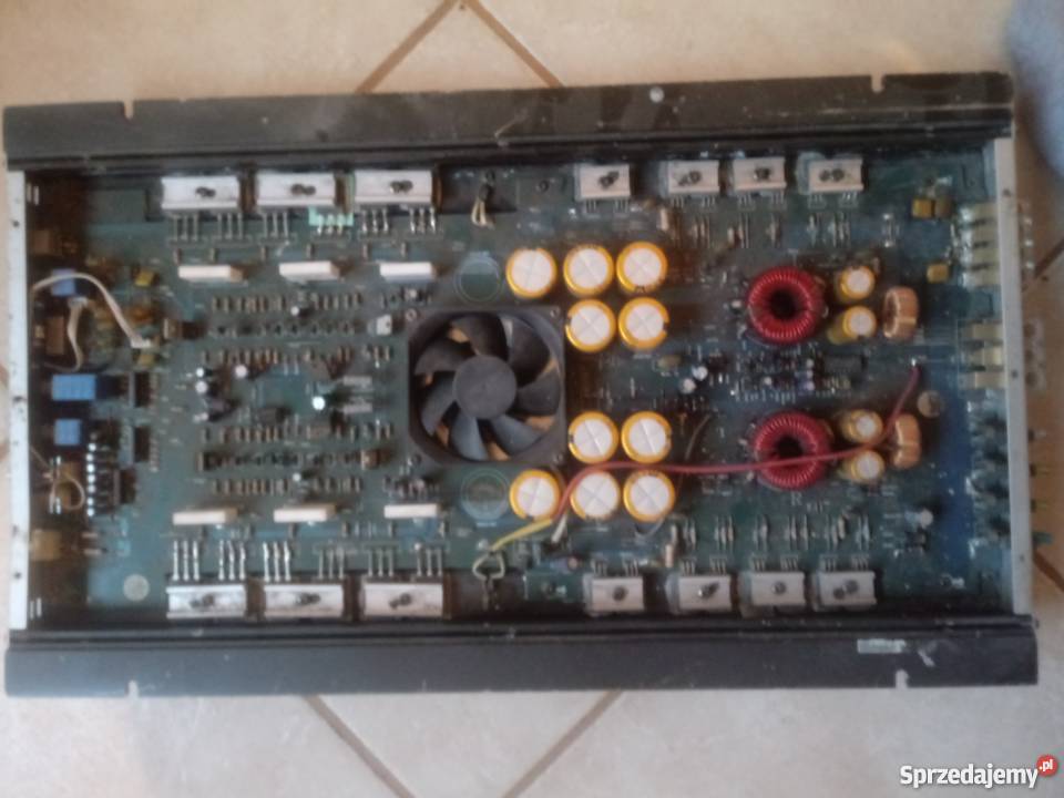 Sprzedam wzmacniacz samochodowy