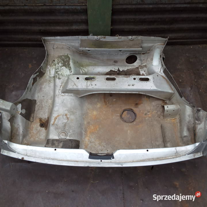 Audi 80 Cabrio Pas tylny Wanna Wzmocnienie Dębica