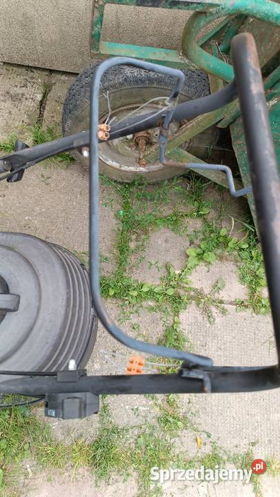 Kosiarka spalinowa wąska z napędem plastikowa Kosiarki spalinowe małopolskie Gorlice sprzedam
