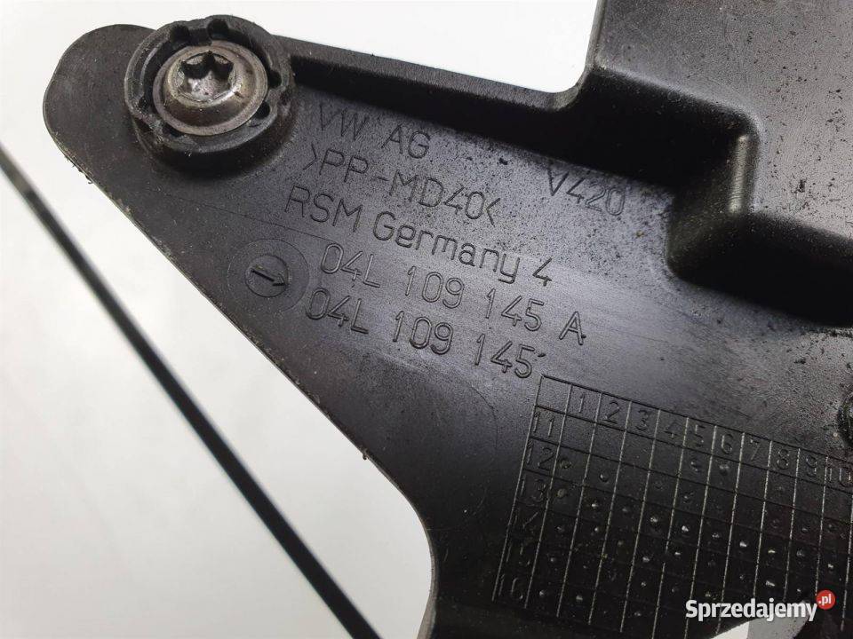 POMPA WODY VOLKSWAGEN PASSAT B8 04L109145A Lipno