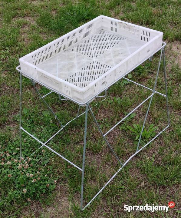 Stojaki do przenoszenia plastików