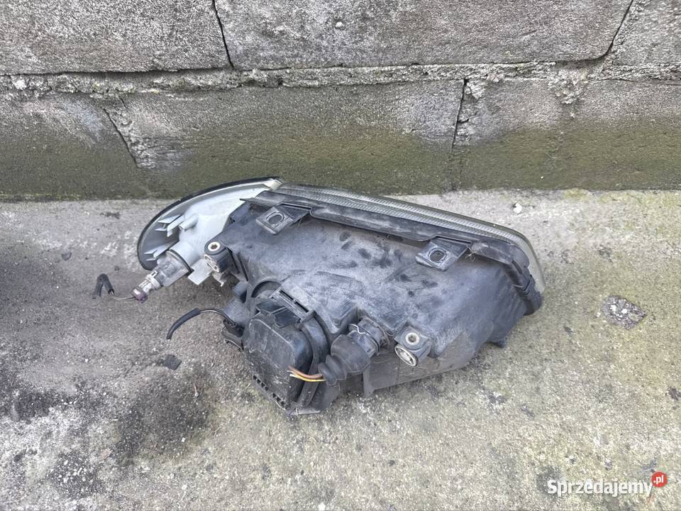 Lampa przód lewa kierunkowskaz Audi A4 B5 Ostrów Wielkopolski