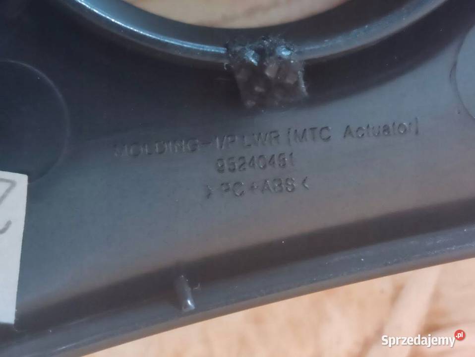 Osłona Ramka Panelu Nawiewu Opel Karl 95240451 Pleszew