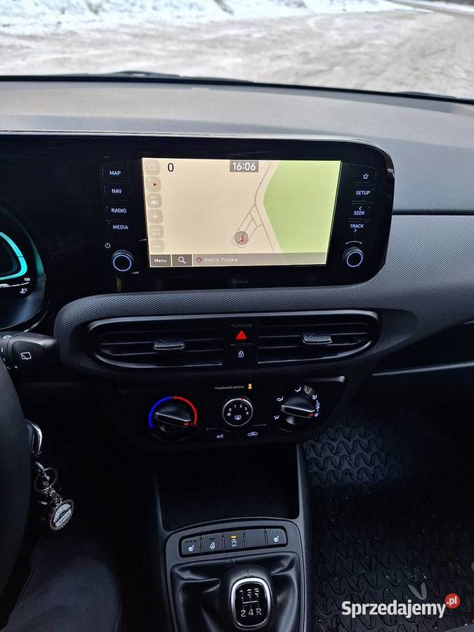 hyundai i10 2024 10 mpi 85 przebiegu Hatchback Kielce sprzedam