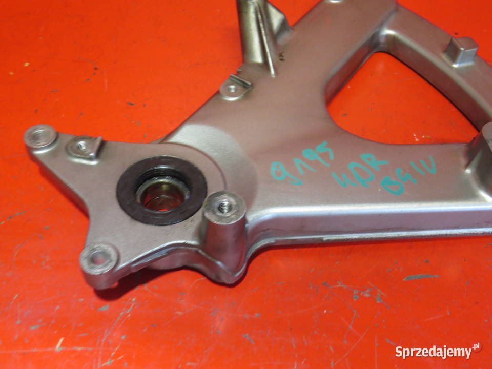 SUZUKI BURGMAN 400 250 07 k7 wahacz mocowanie Warszawa