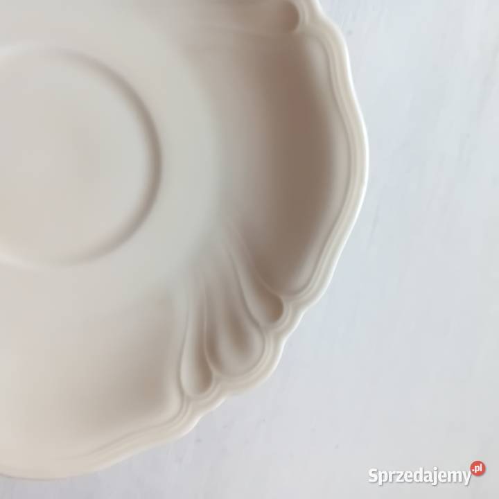 Dwa spodeczki pod filiżanki Rosenthal Viktoria