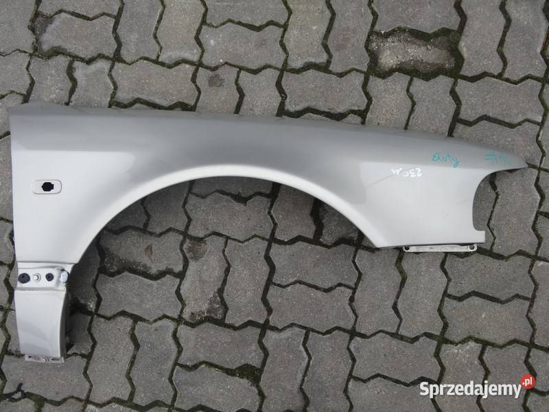 AUDI A8 D2 9902 BLOTNIK PRAWY PRZOD ZLOTY Przemęt