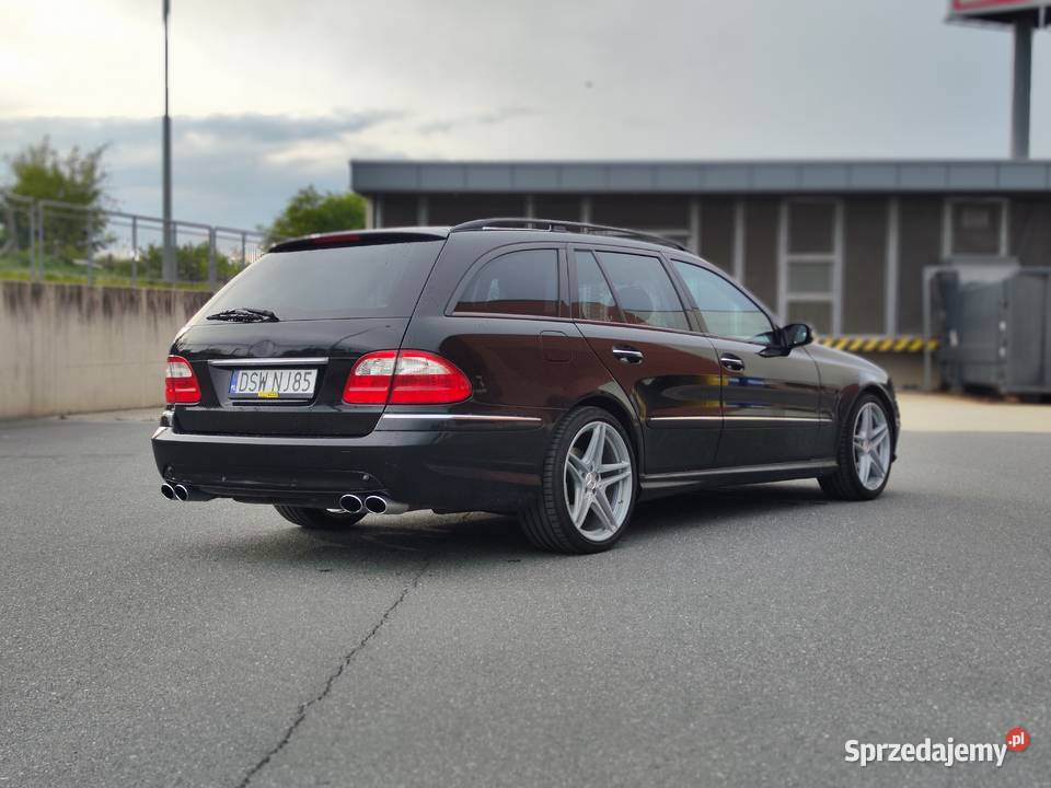 Mercedes w211 e500 V8