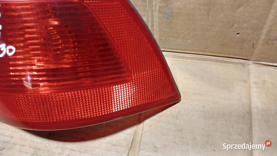 SAAB 95 KOMBI LAMPA TYŁ PRAWA Zbierkowo