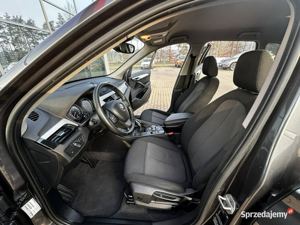BMW X1 8xAlu I Rej2020r LED Navi Grzane fotele serwisowany w ASO Kąty Opolskie