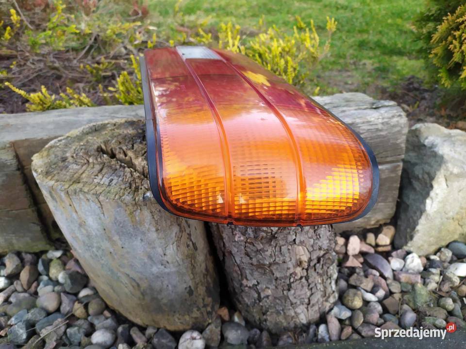 Lampa tylna lewa Bmw e30 szeroka lampa łódzkie Pabianice