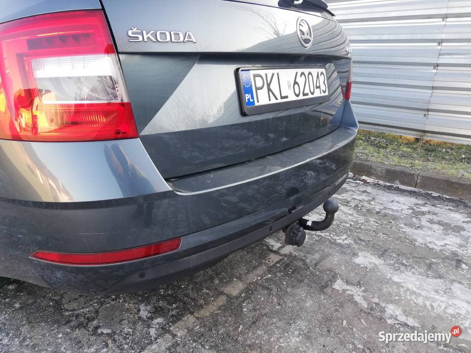 Skoda Octavia 3 LIFT Ekonomiczna HAK lakier metallic Sompolno