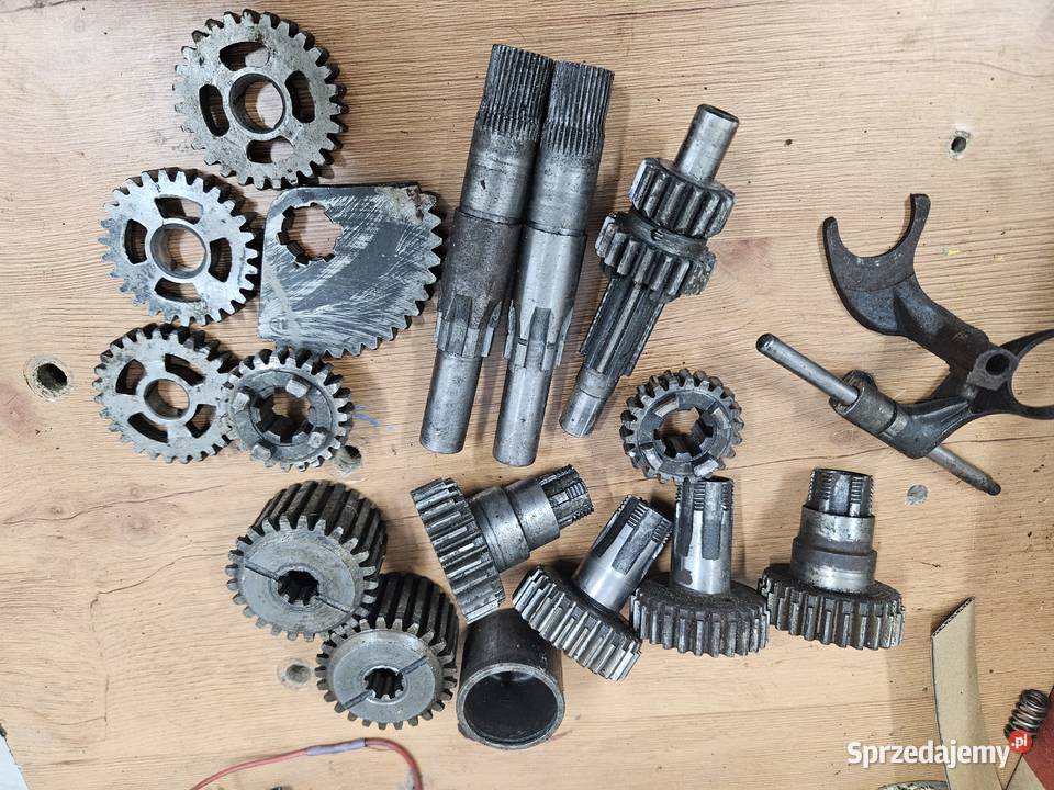 Skrzynia biegów Wsk 175 wałek zdawczy 27z Kłodawa sprzedam