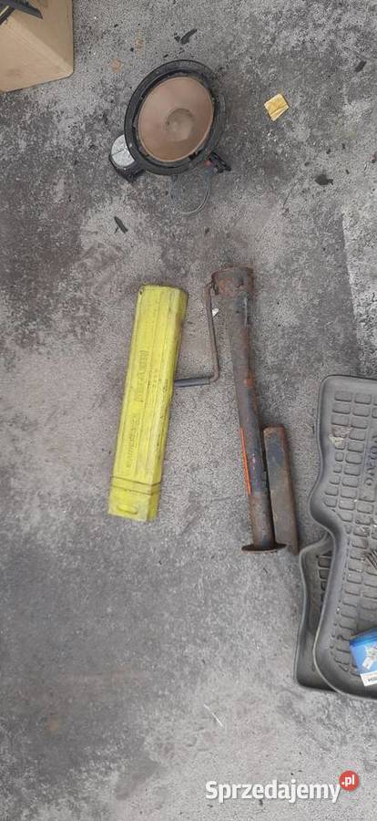 Volvo 240 244 trójkąt i lewarek podnośnik osobowe Pozostałe sprzedam
