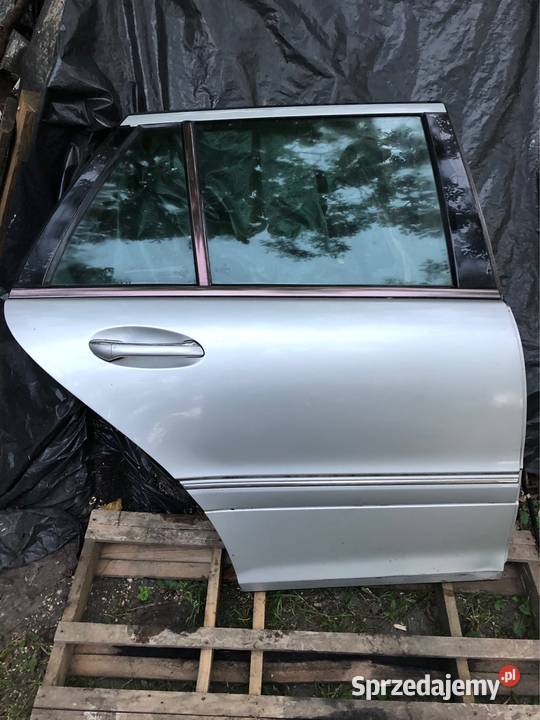 Drzwi prawy tył mercedes W203 kombi kolor 744 Radom