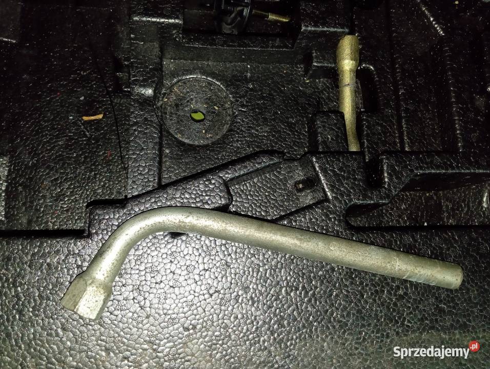 Wkład do bagaznika Fiat 500 osobowe Pozostałe Mosina