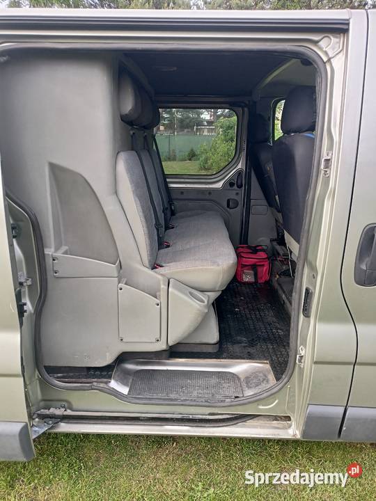 Sprzedam renault Trafic 5 osobowe Motoryzacja
