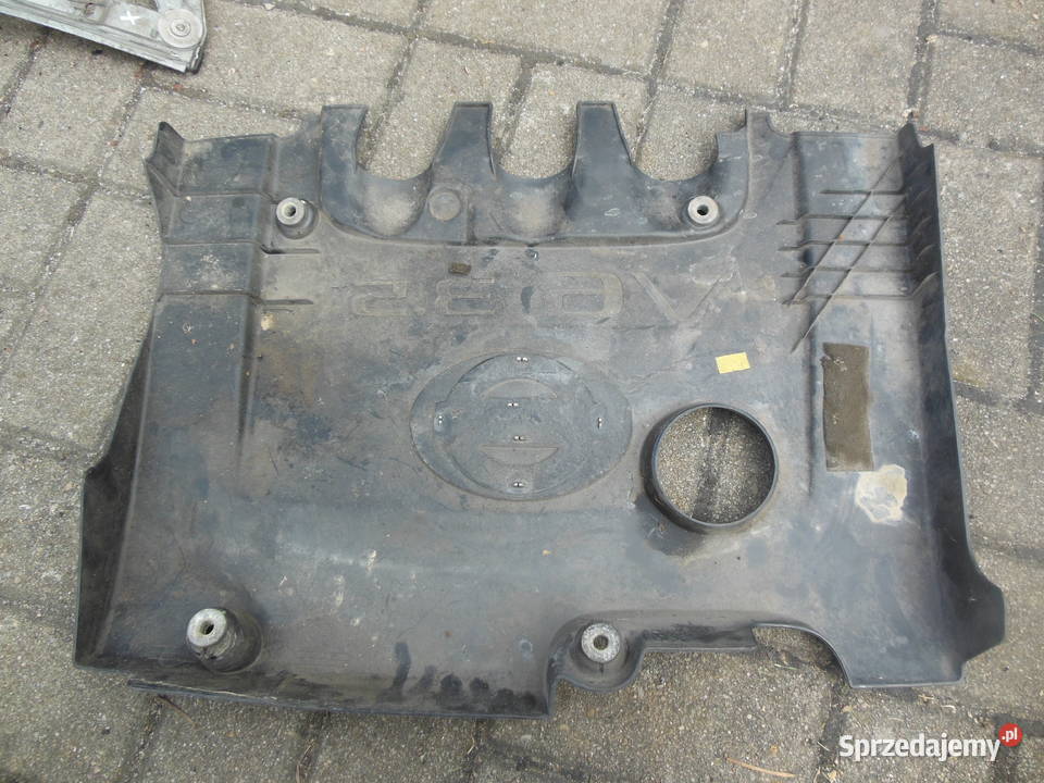 Nissan Quest 2005 Górna osłona silnika Kozy sprzedam