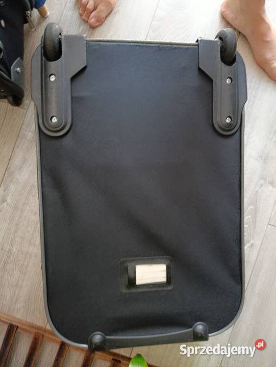 walizka średnia czarna sprzedam Poznań