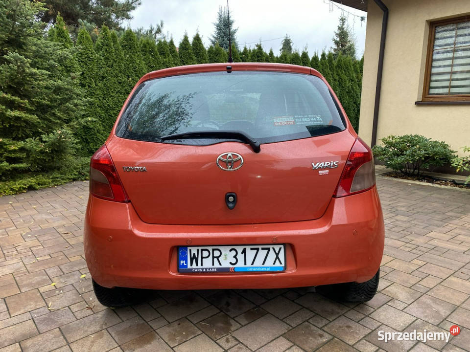Toyota Yaris II Wł Krajowy Luna 13 Benzyna 5 ABS Pruszków