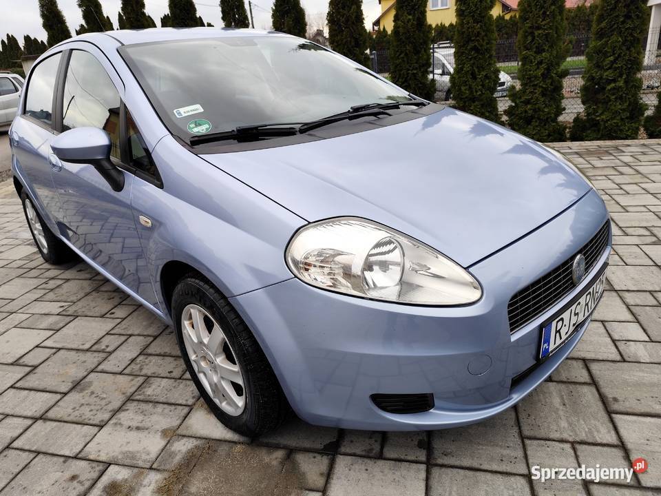 Fiat Grande Punto 14 Benzyna Klima Elektryka Rok produkcji 2006 Jasło sprzedam