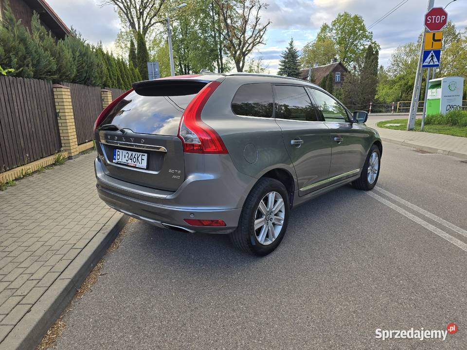 VOLVO XC60 LIFT 30 AWD 4X4 304 PANORAMA 2998cm3 Białystok sprzedam
