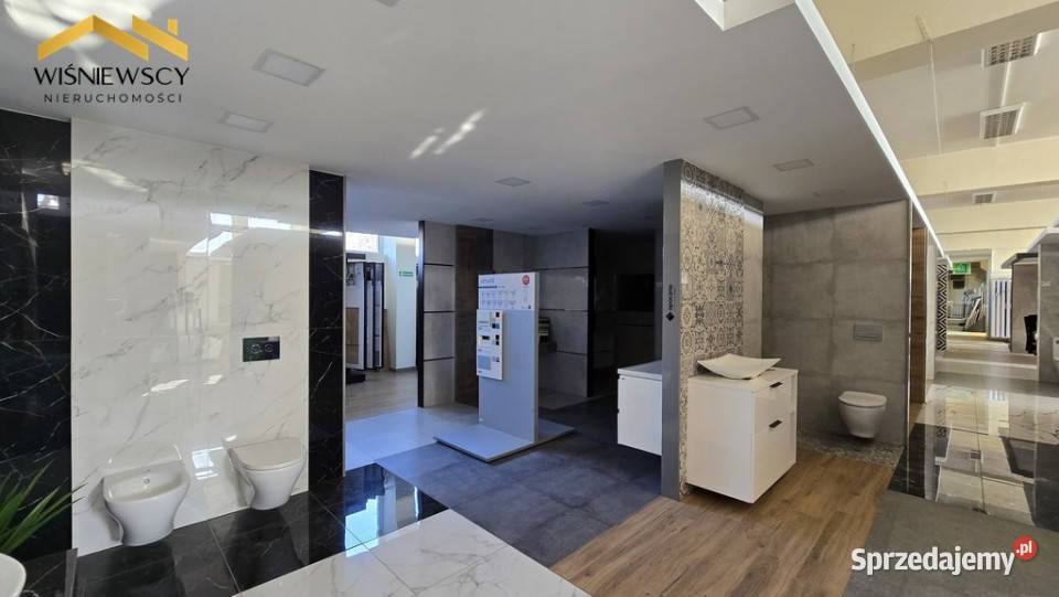 Sala 400 m boksy usługowe Królewieckiej