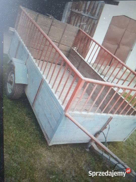 Sprzedam duży solidny i masywny wózek do nieuszkodzony Pozostałe sprzedam