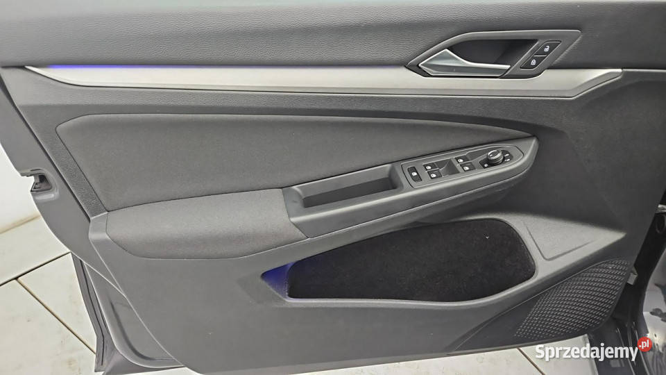 Volkswagen Golf VIII 20 TDI Life Z Polskiego ABS Warszawa sprzedam