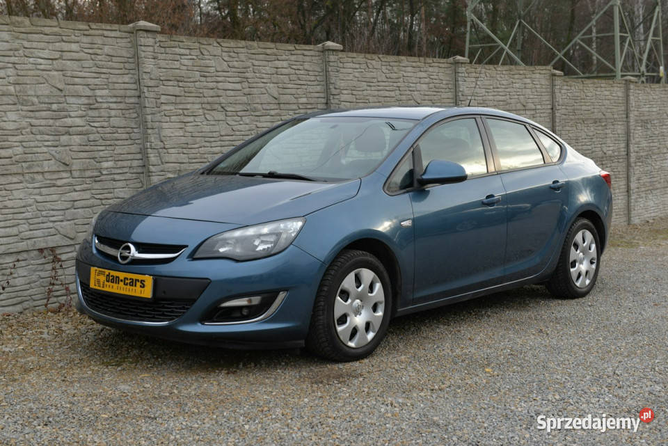 Opel Astra 16 115 z gazem LPG krajowy OKAZJA J światła do jazdy dziennej Dąbrowa Górnicza
