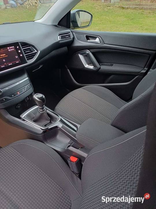 Sprzedam PEUGEOT 308 2019r benzyna Jarosław